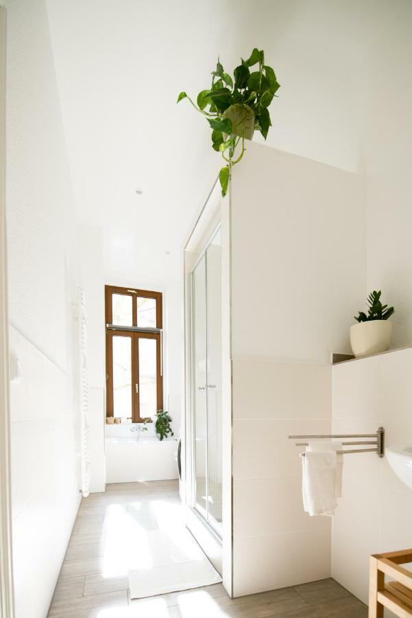 Theleaf - Design Apartment & Cafe Leipzig Ngoại thất bức ảnh